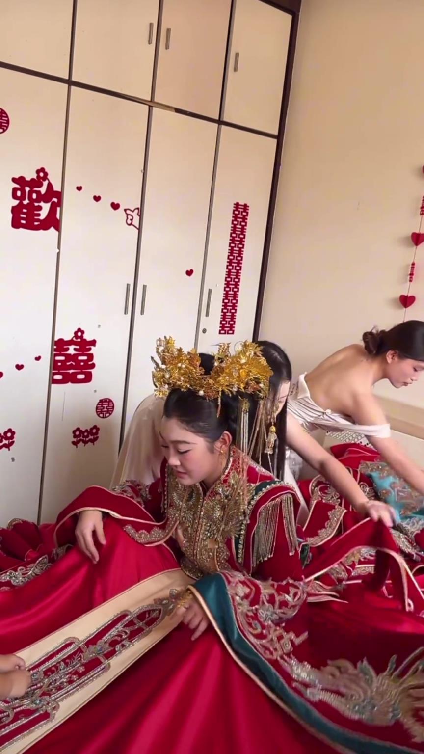 这个摄影师角度有点不对啊！