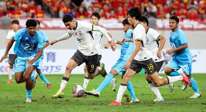 国足选帅正式拉开帷幕，新主帅迟迟无法敲定，10月热身赛提前泡汤