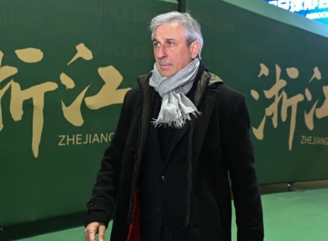 遗憾！王钰栋恩师自荐执教国足，3大劣势明显，他早已被足协放弃