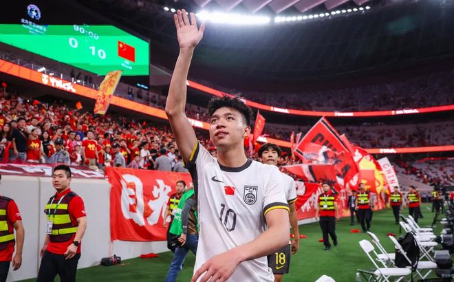 两战鱼腩0进球！“中甲武磊”迷失在国足 表现不及王钰栋