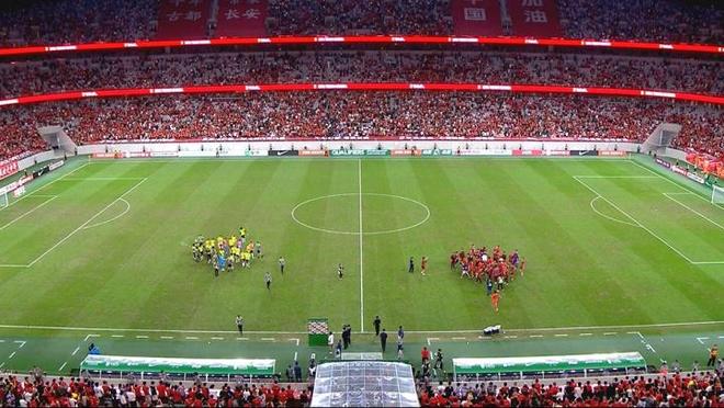 记者：澳大利亚后场倒脚结果第一；国足出线就行没办法要求太高