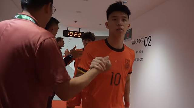 CCTV5直播，王钰栋单挑澳大利亚防线，U23国足拿1分即可 后卫3选2