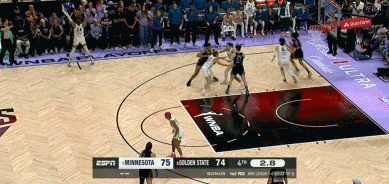 组队第一年，一群“边缘人”打进了季后赛