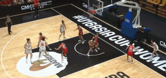 延续火热状态！U16李沅珊篮下转身1打2命中！上一场狂砍38分！