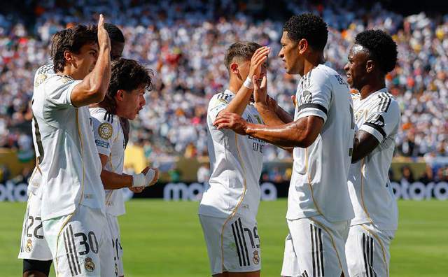 皇马2-0！开局5连胜领跑西甲，姆巴佩世界波+5场5球，米利唐破门