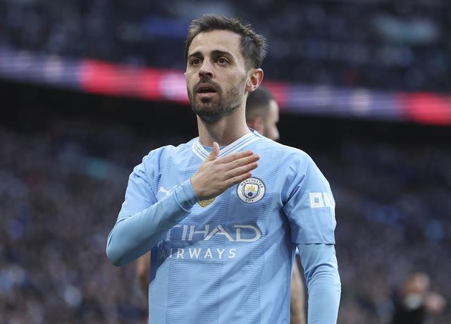 B席：我认为利物浦和阿森纳是夺冠热门，但赛季才刚刚开始