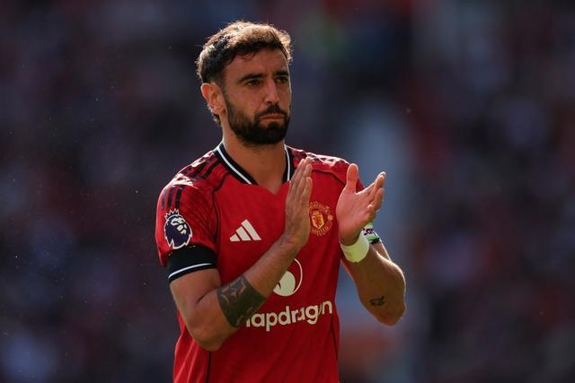 还得是你！官方：B费60%票数当选曼联2-1切尔西全场最佳