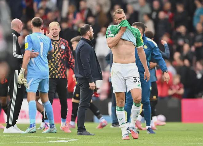 0-0后皆大欢喜！纽卡和伯恩茅斯球员都对拿1分满意