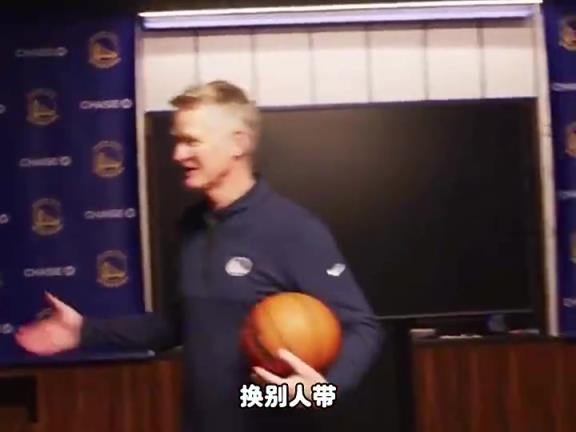 对冠军教头的认可！杨毅：勇士要是没有科尔，成就绝对不如今天