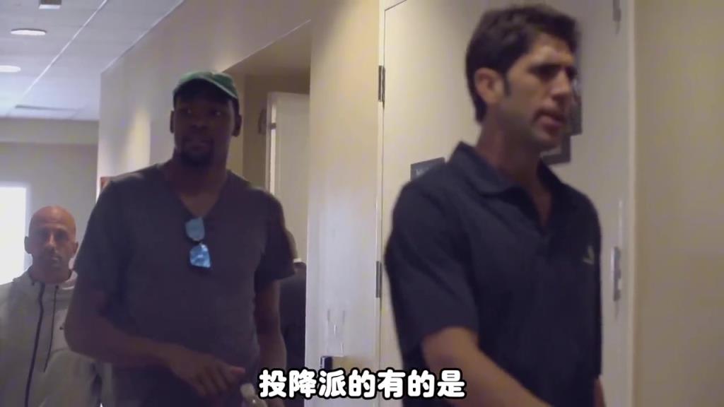杨毅：杜兰特如果没去勇士拿冠军，那他不是小王，最多就和哈登威少一个级别